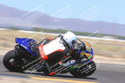 media/Sep-25-2023-Moto Forza (Mon) [[81ffa65e0a]]/B-C Group/Session 3 (Turn 16 Inside)/